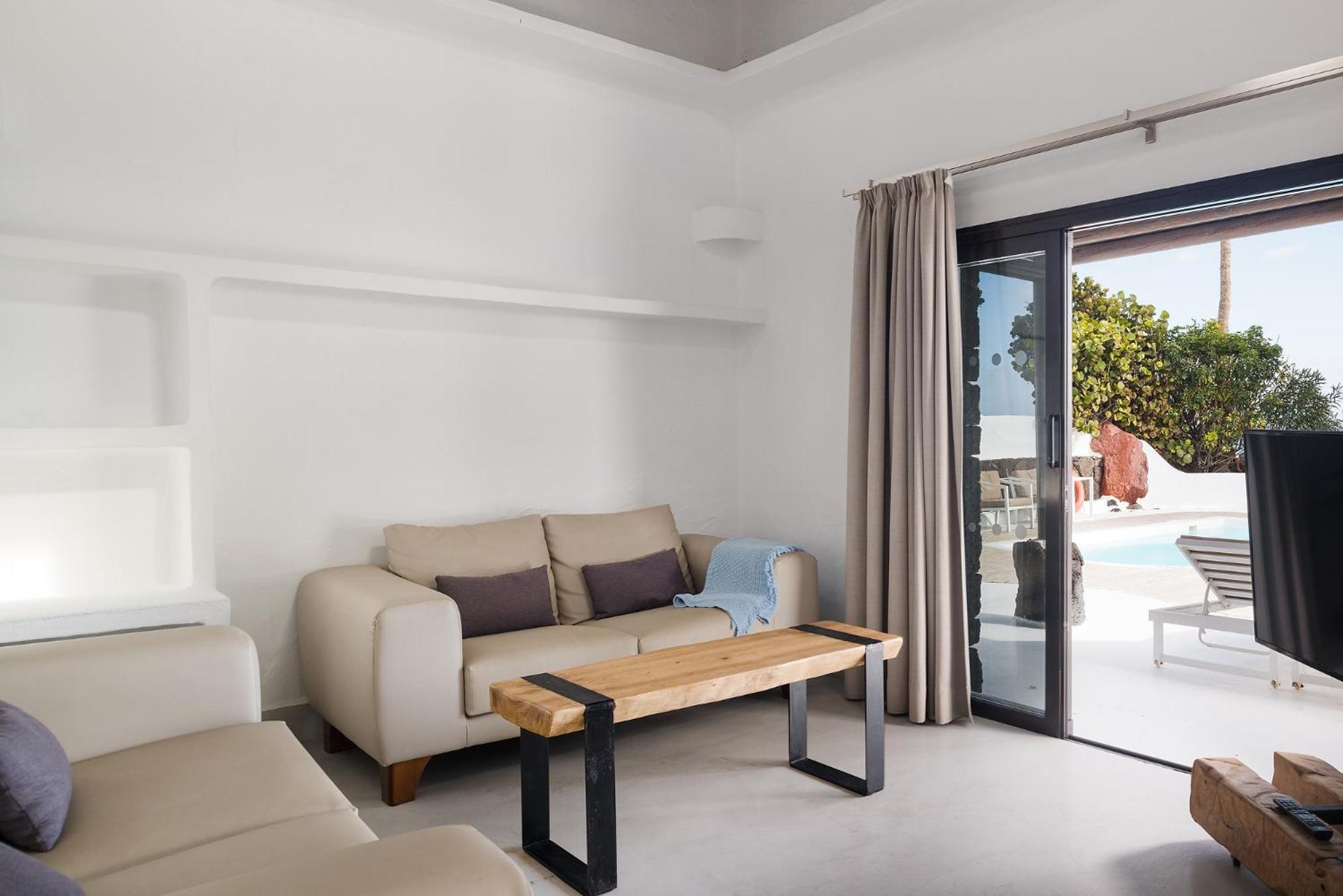 Kamezi Boutique Hotel Villas Playa Blanca  Phòng bức ảnh