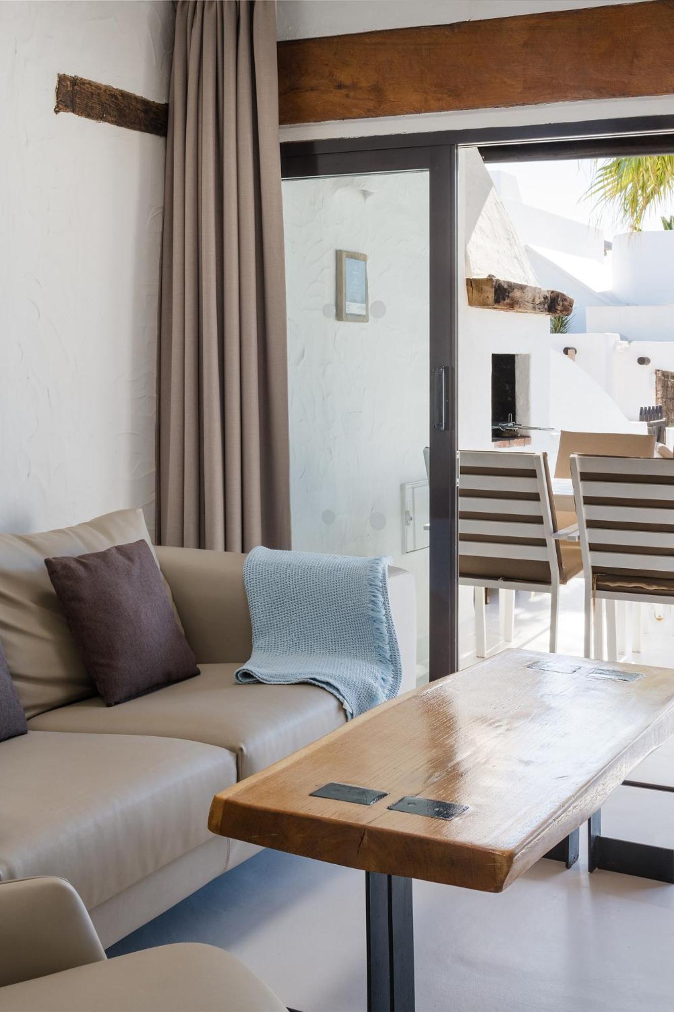 Kamezi Boutique Hotel Villas Playa Blanca  Phòng bức ảnh