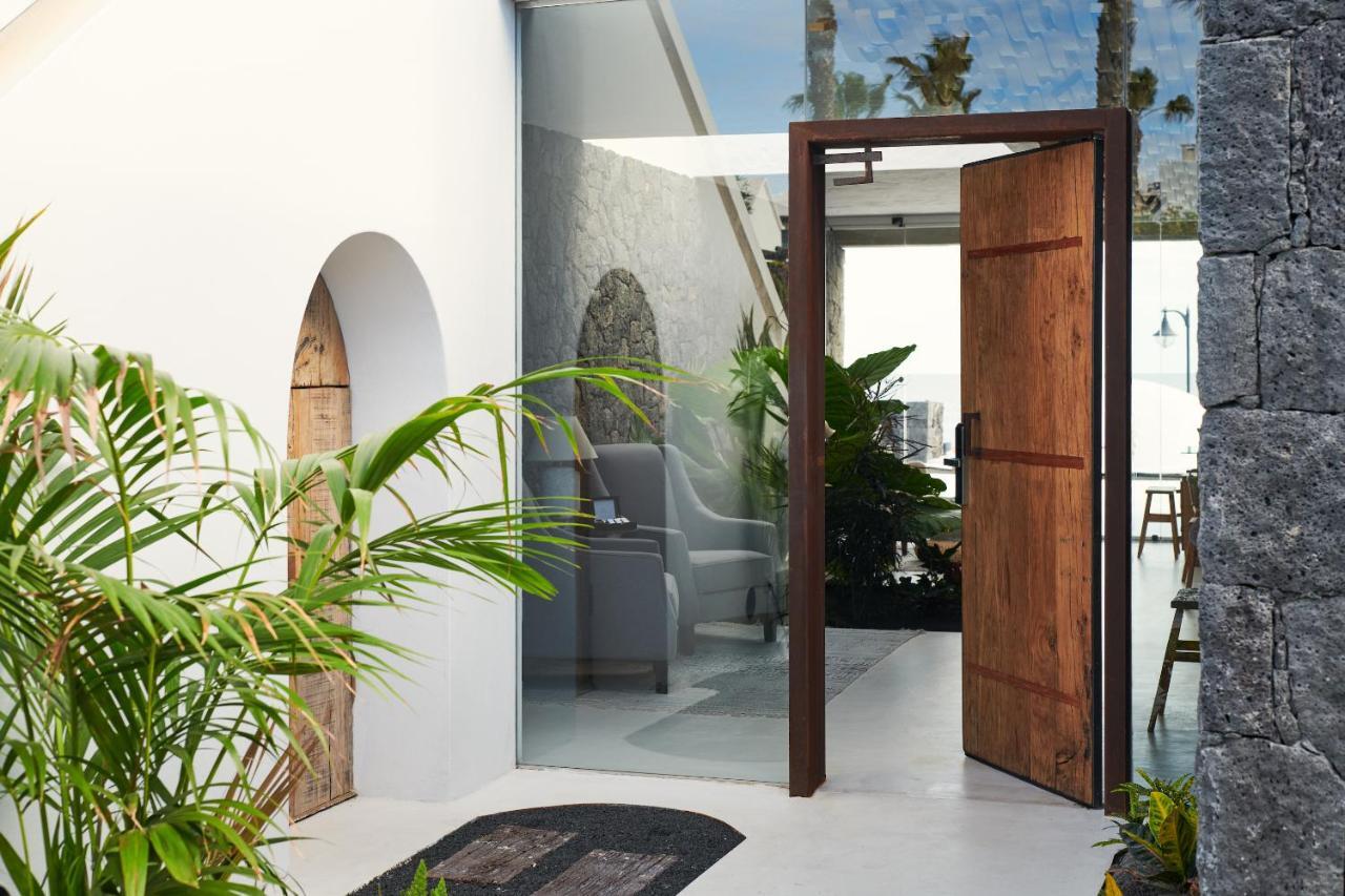 Kamezi Boutique Hotel Villas Playa Blanca  Ngoại thất bức ảnh